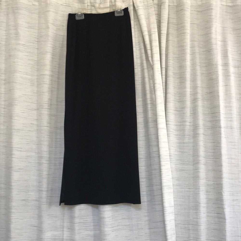 Black long skirt